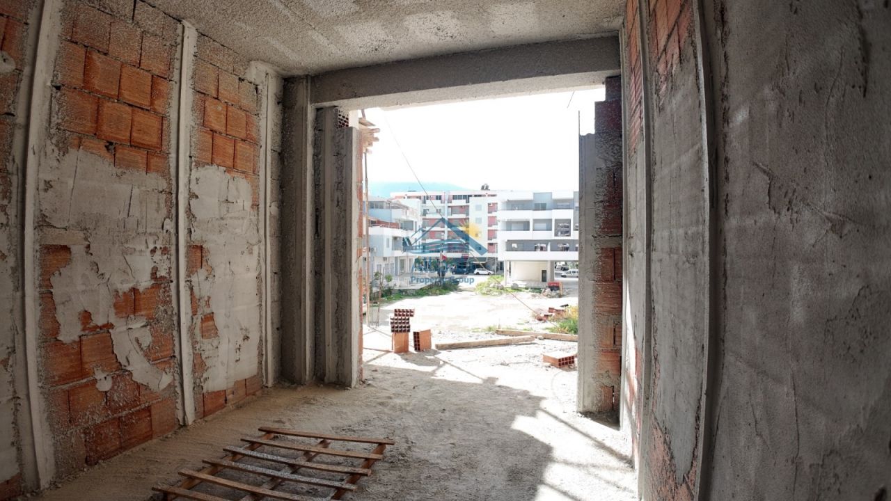 5 Rruga Orikum, Vlore 9426